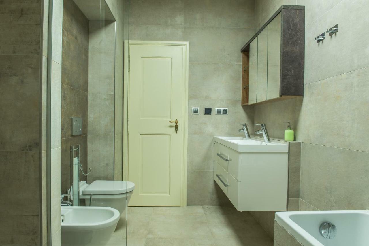 Exclusive 3 Bedroom Top-Notch Flat, Great Location Praha Exteriér fotografie